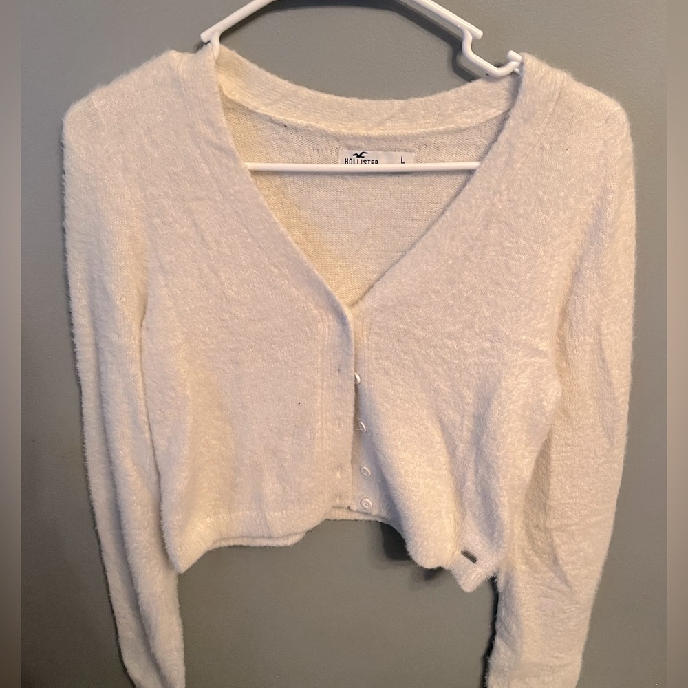 Women’s Hollister crop top sweater